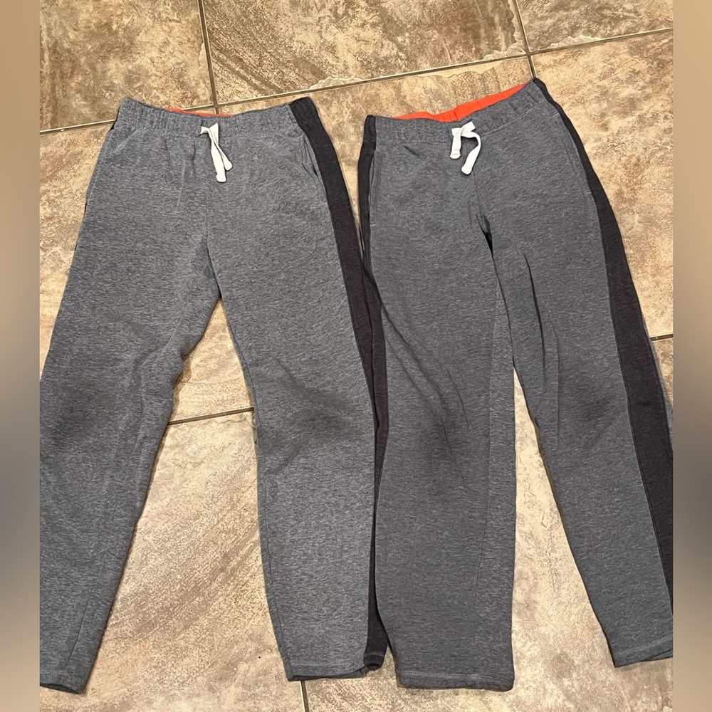 Boys cat & jack sweatpants/pajama pants (2 pairs)